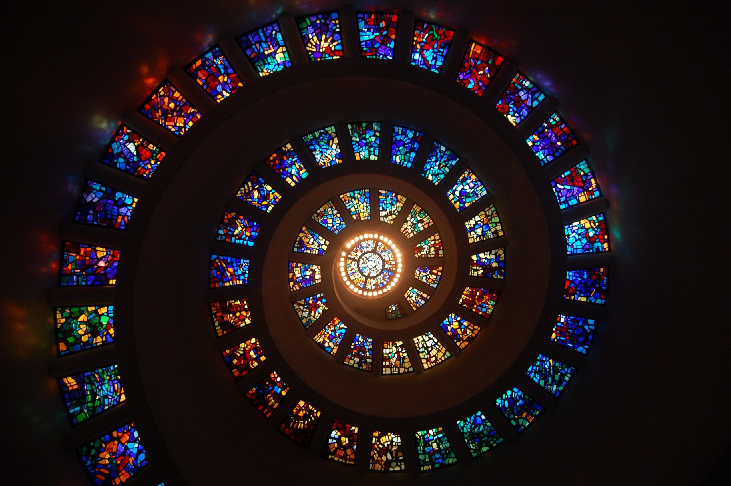 stained-glass-1181864 (1)